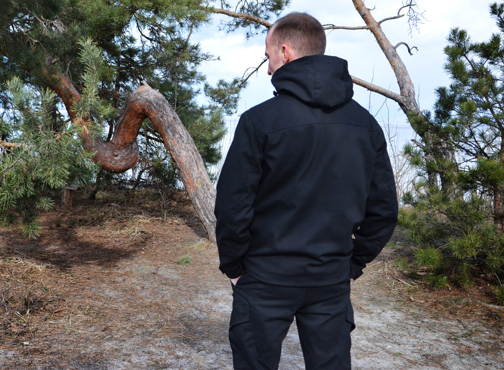 Momentum DS-4 Tactical Suit – Black