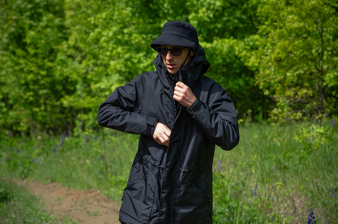 Momentum Overland Rain Jacket – Black